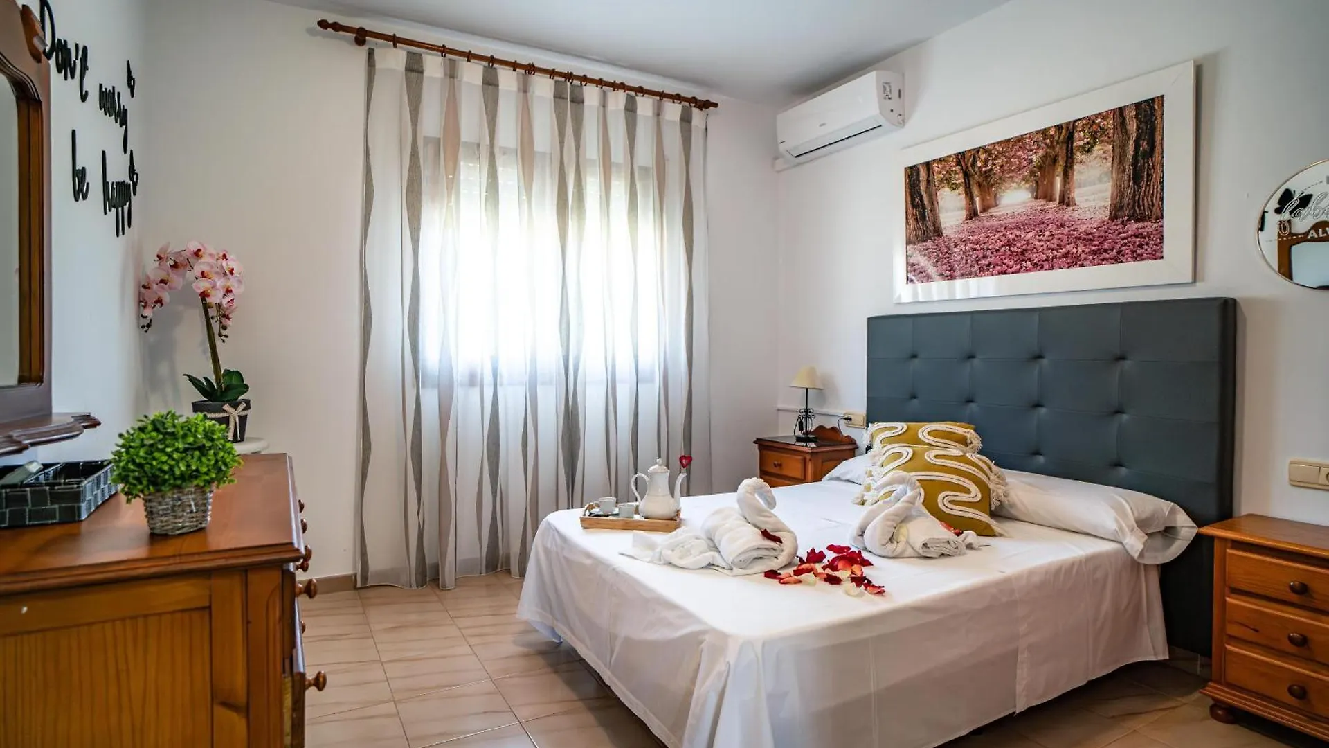 Villa Adelina En Turre, Almeria, Villa De Lujo Con Piscina Privada Cerca De Las Playas De Mojacar Holiday home