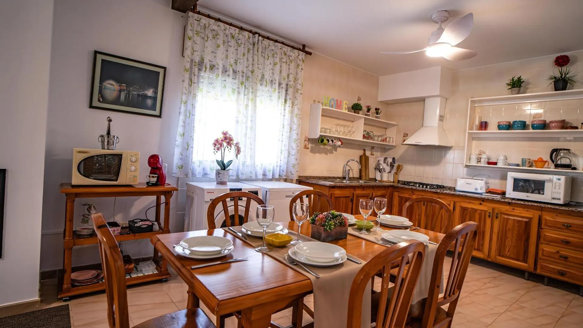 Villa Adelina En Turre, Almeria, Villa De Lujo Con Piscina Privada Cerca De Las Playas De Mojacar Turre